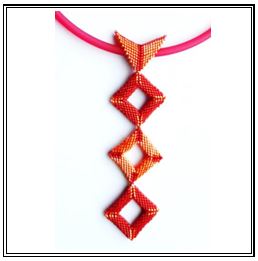 R&eacute;aliser un collier avec une succession de carr&eacute;s