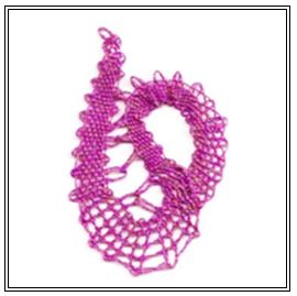 R&eacute;aliser un bijou en se familiarisant avec la technique de la dentelle aux fuseaux