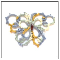 La frivolit&eacute; d&eacute;signe une sorte de dentelle compos&eacute;e d'arceaux, d'anneaux et de picots 