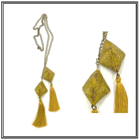 Réaliser un pendentif perlé Réaliser un pendentif perlé