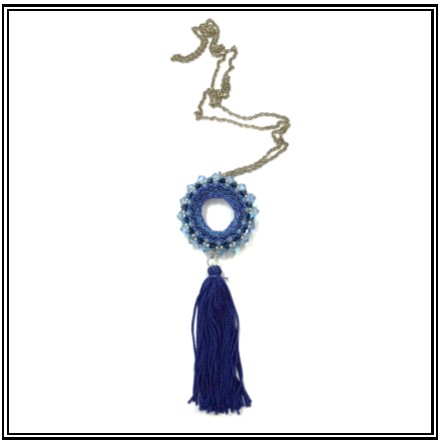 Réaliser un pendentif perlé Réaliser un pendentif perlé